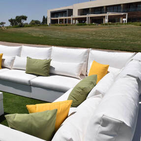 top garden sunbeds in Fuengirola golf course near Benalmádena